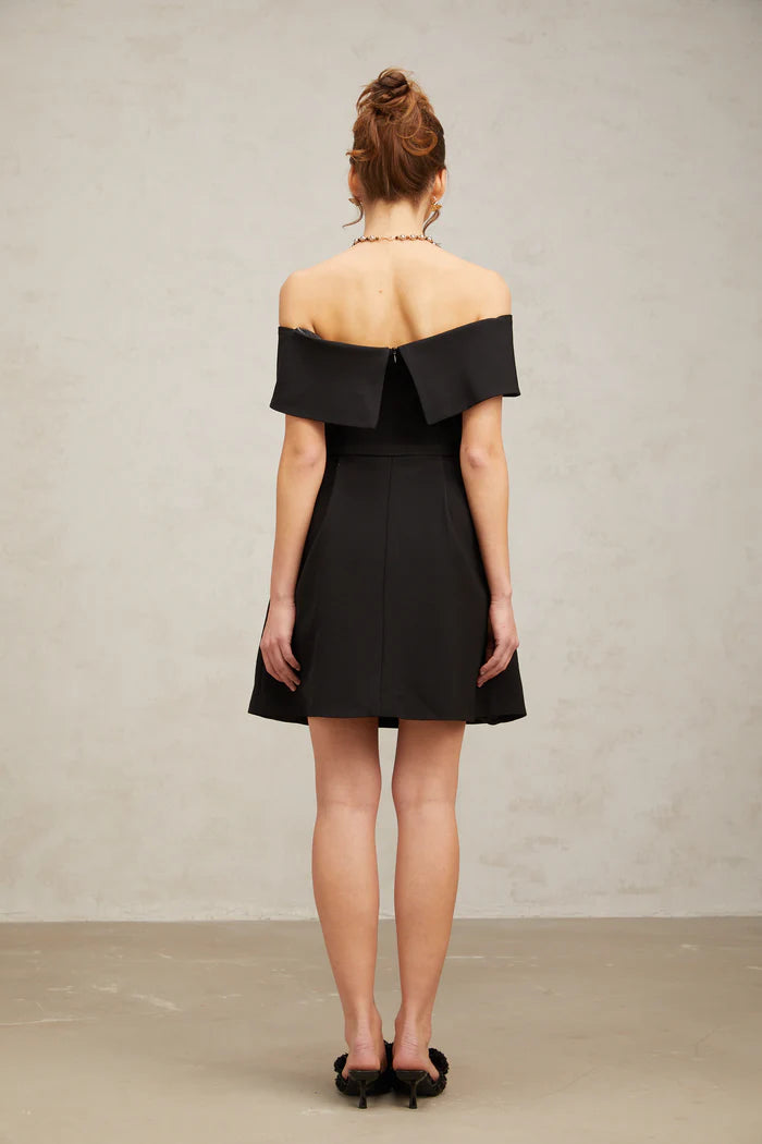 AIIZIE BELTED OFF-SHOULDER A-LINE MINI DRESS IN BLACK - product image