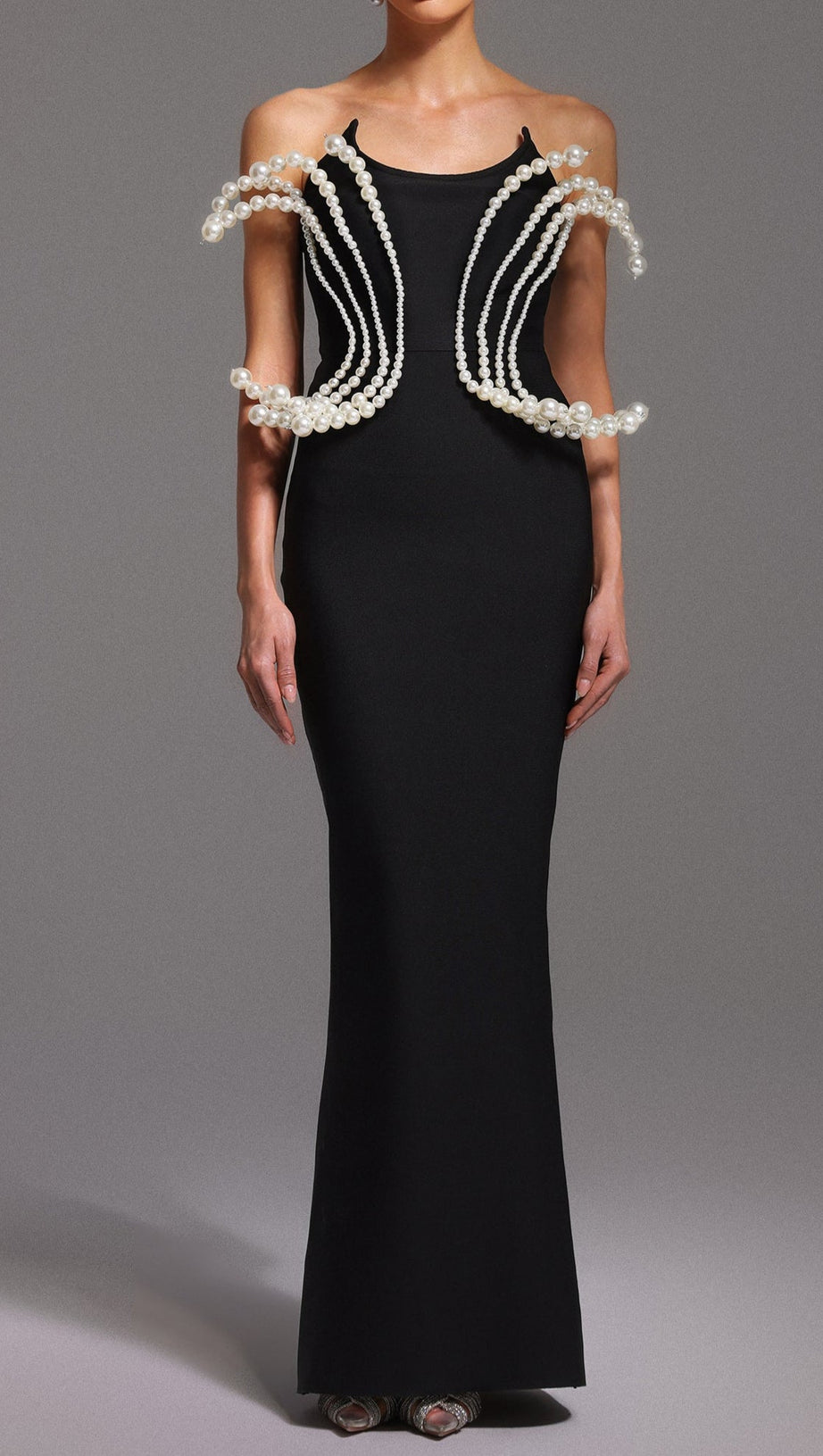 Tiffany – Perlen-Bandage-Maxikleid in Schwarz mit ärmellosem Schnitt