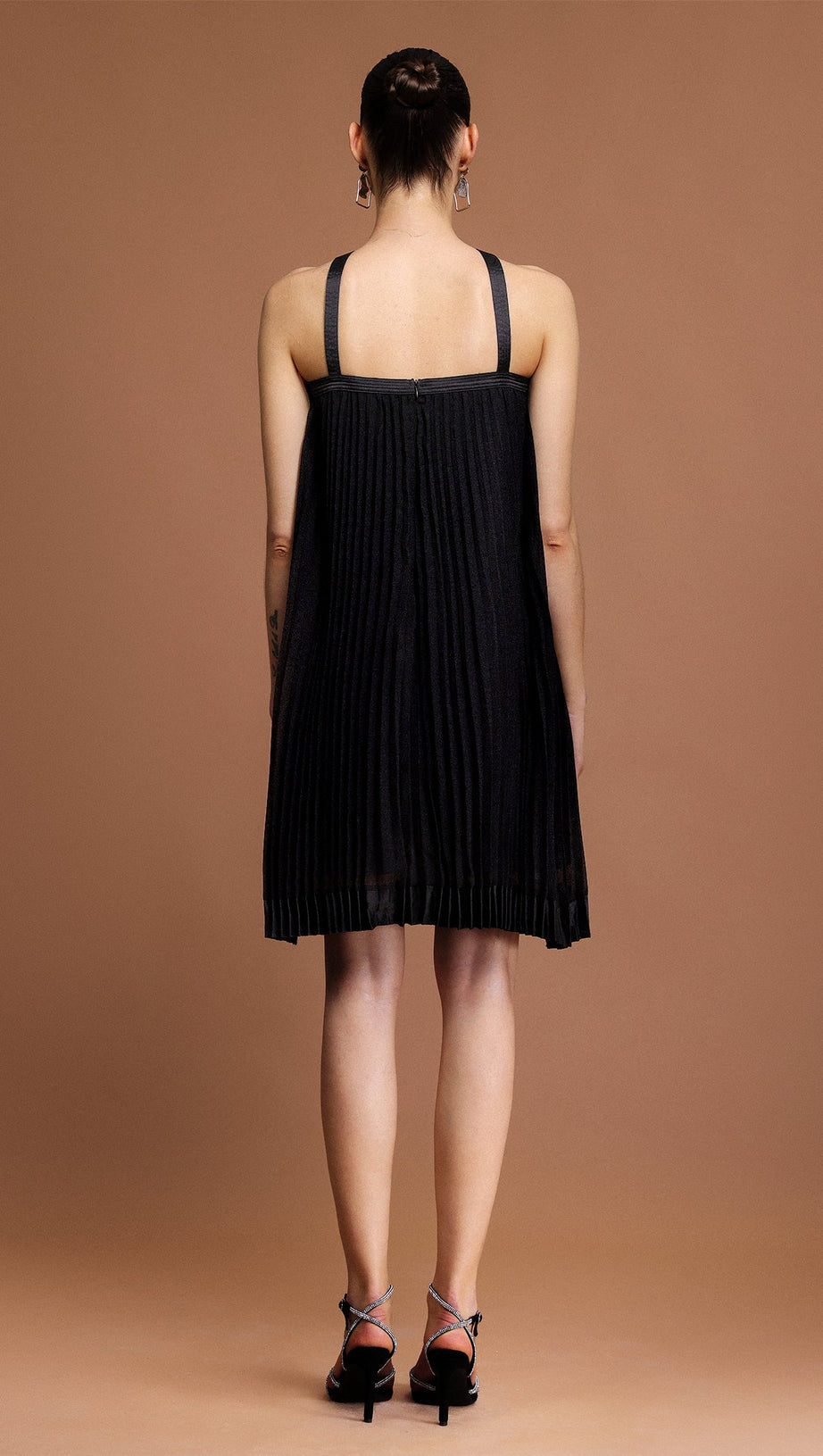 MINI ABITO SENZA MANICHE CON FIOCCO E PIEGHE JESSICA