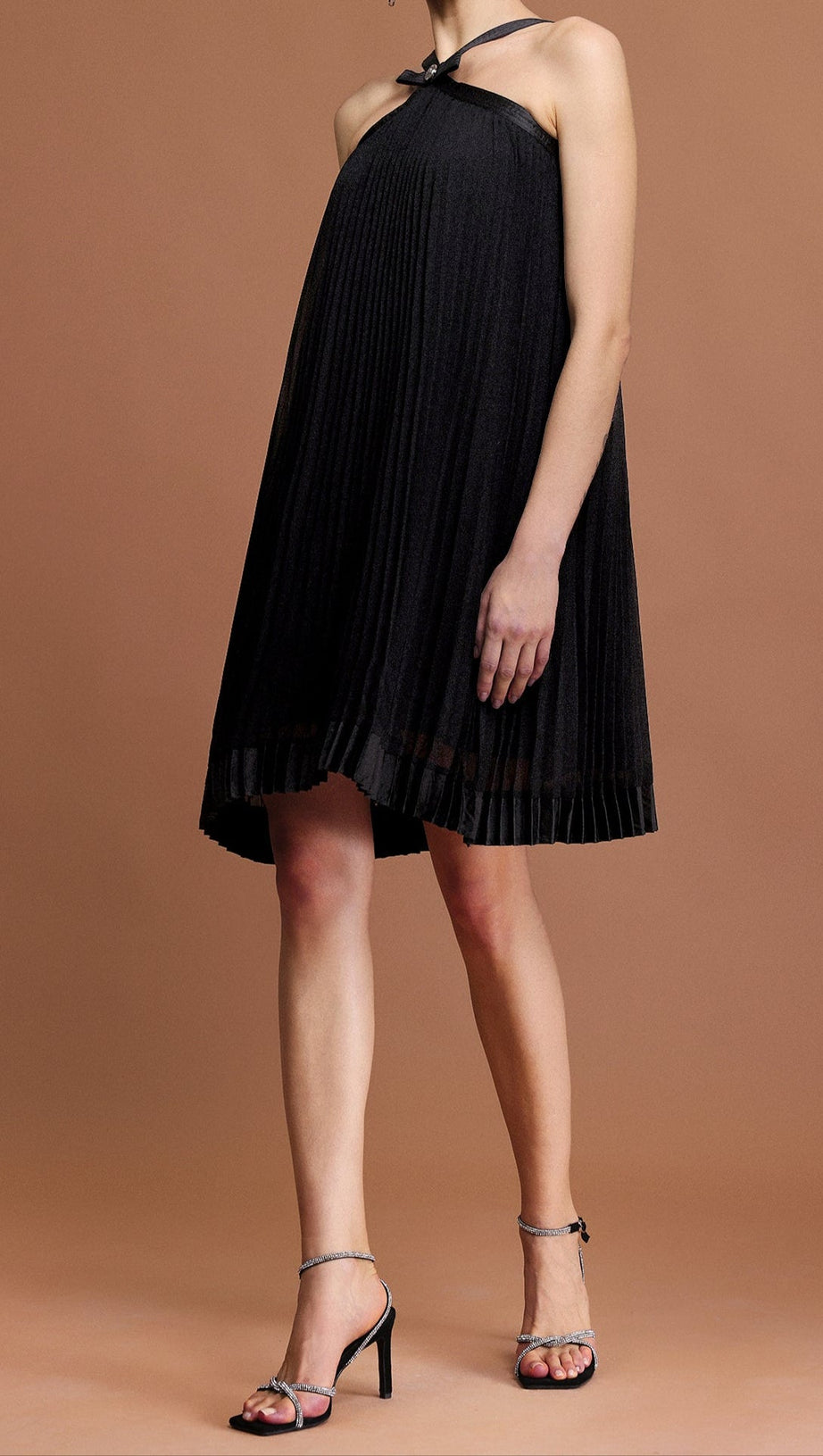 MINI ABITO SENZA MANICHE CON FIOCCO E PIEGHE JESSICA