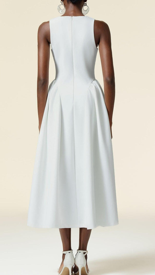 AIIZIE Resber white Round Neck Sleeveless Maxi Dress - product image