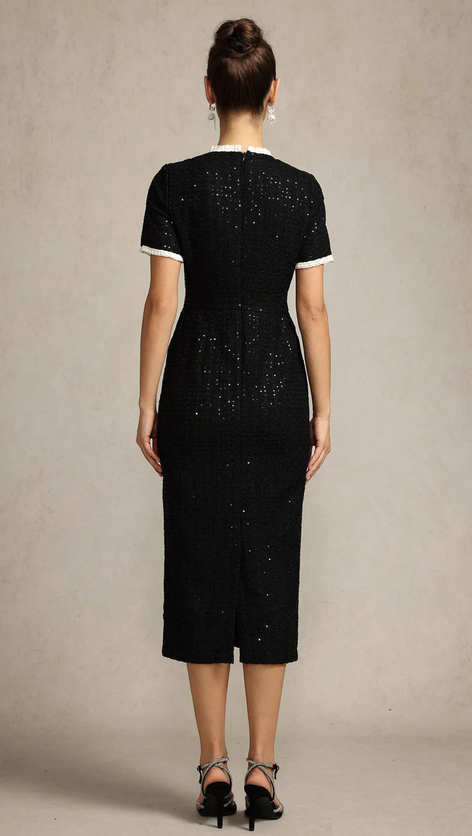 ROUND NECK SHORT SLEEVES SEQUIN MAXI DRESS IN BLACK