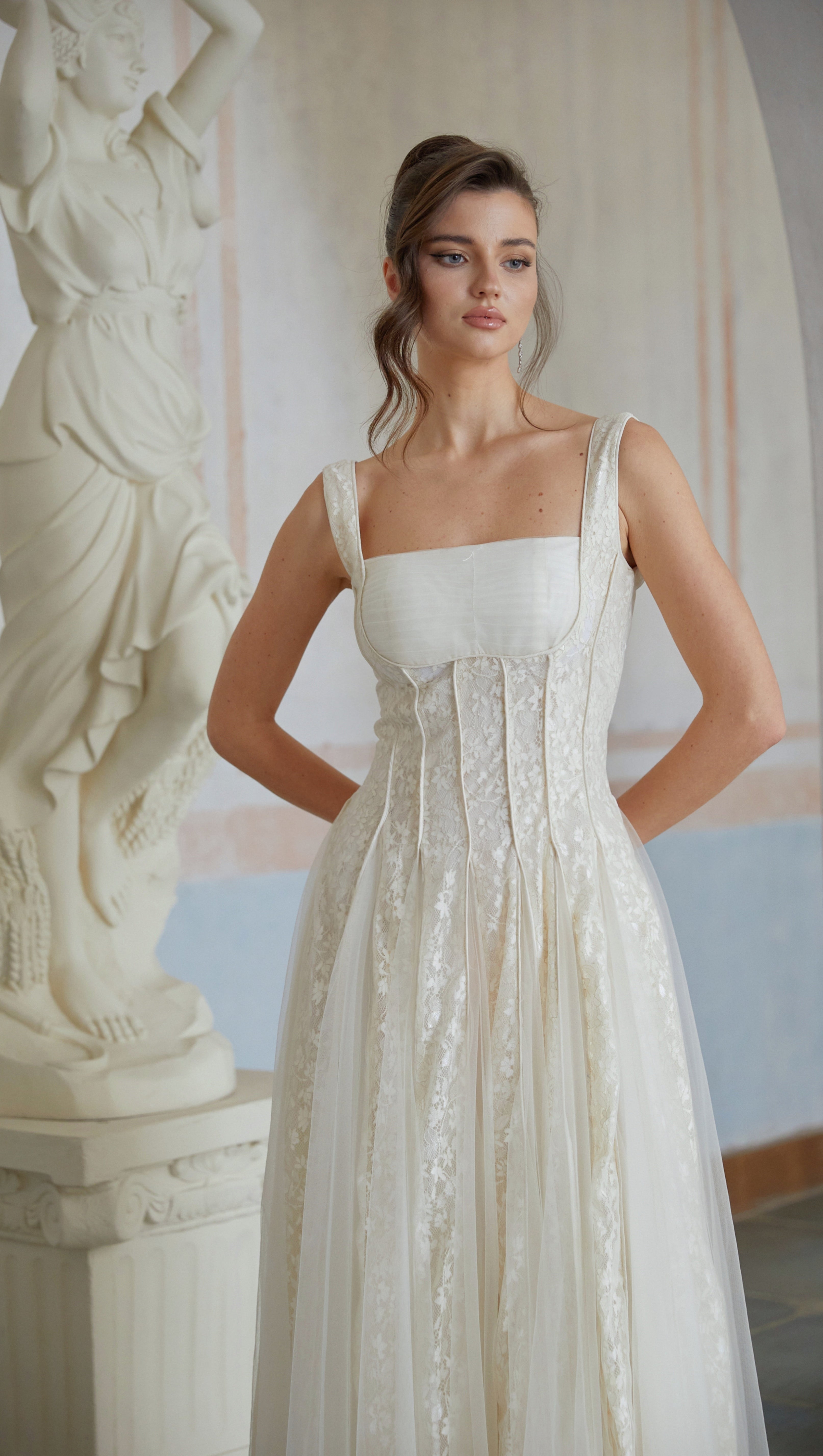 White Tulle Panel Lace Maxi Dress for Formal Events