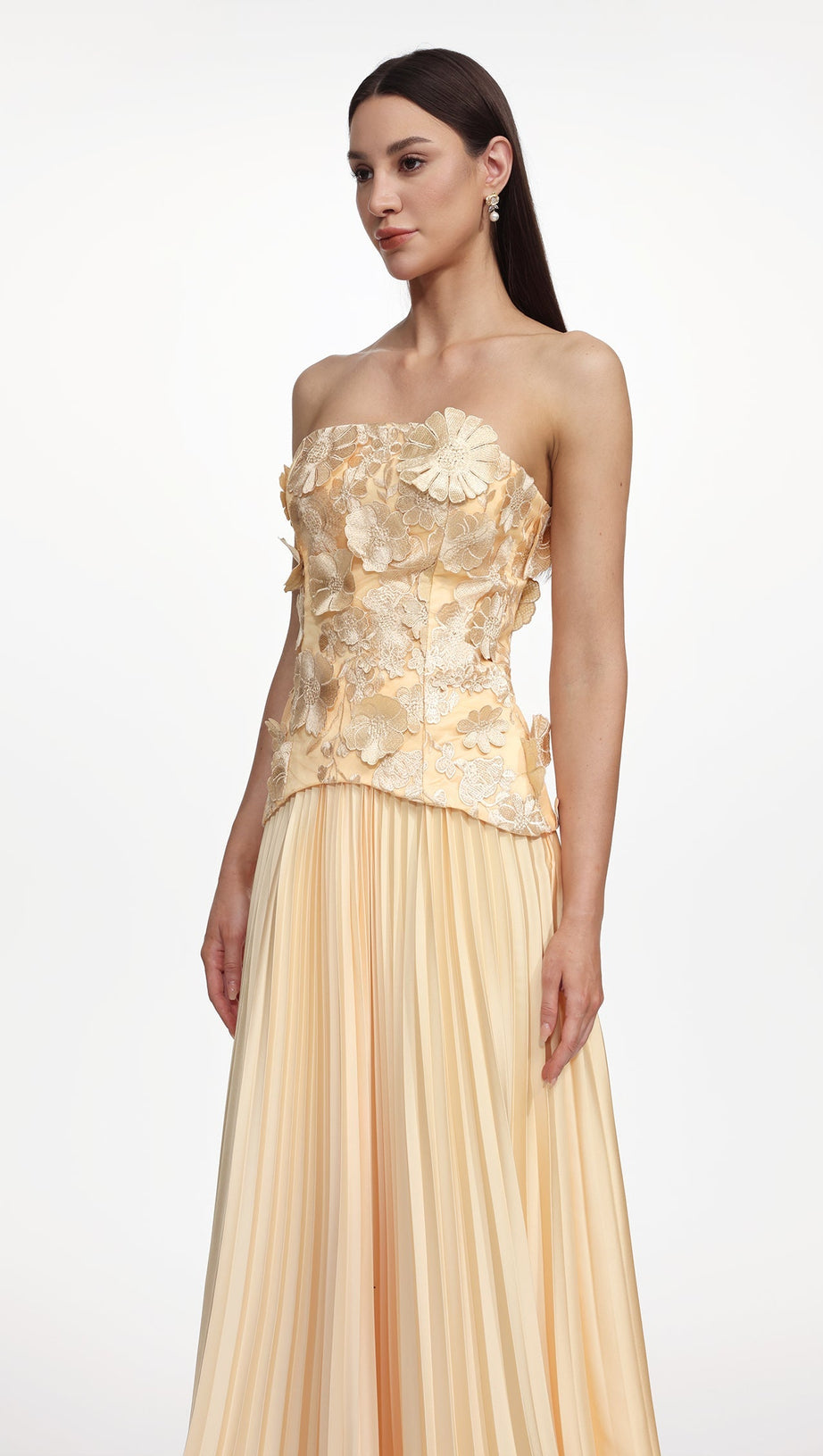 Shardae Romantic Tailored Strapless Pleated Floral Maxi Dress