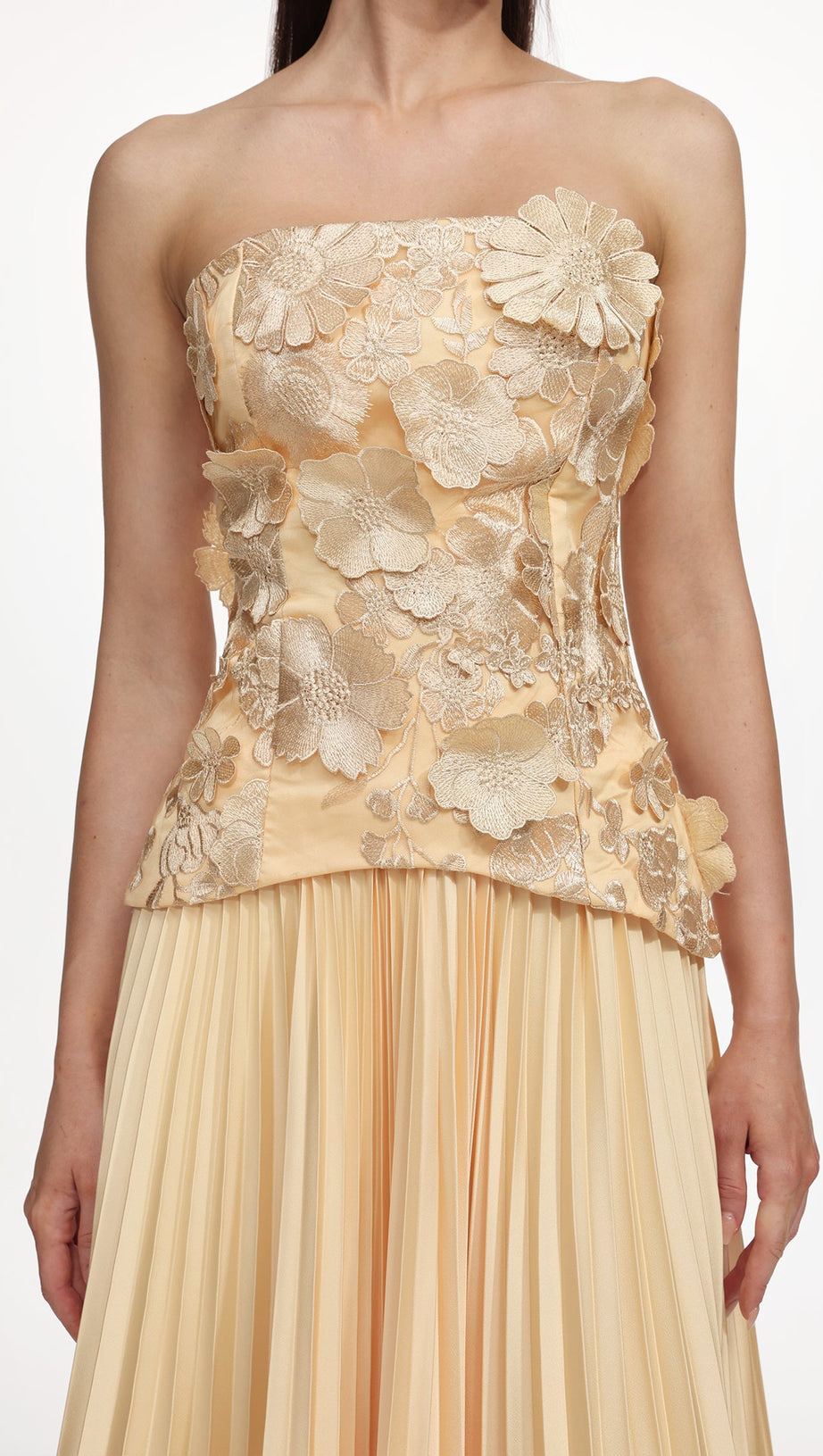 Shardae Romantic Tailored Strapless Pleated Floral Maxi Dress
