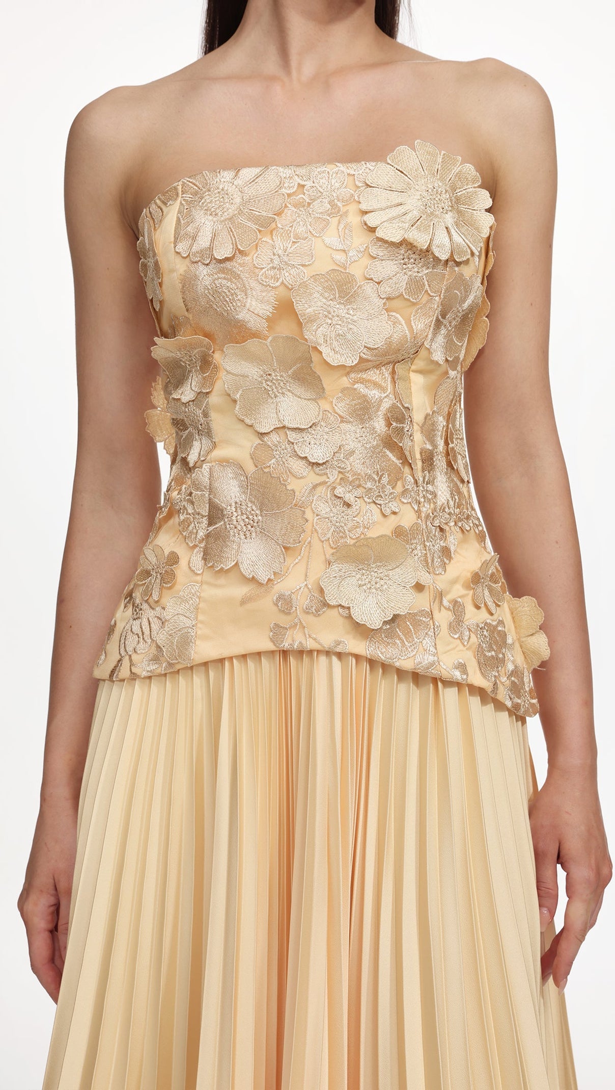 AIIZIE Shardae Romantic Tailored Strapless Pleated Floral Maxi Dress - product image
