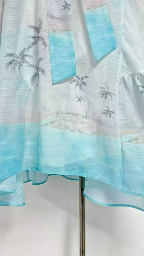 ABITO CON GONNA IRREGOLARE, MANICHE A LANTERNA, STAMPA ALBERO DI COCCO, COLLO A PAPILLON