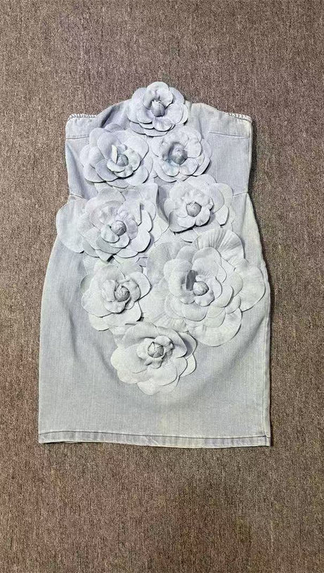 CANTO STRAPLESS FLOWER DENIM MINI DRESS IN BLUE
