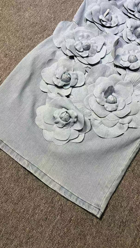 CANTO STRAPLESS FLOWER DENIM MINI DRESS IN BLUE