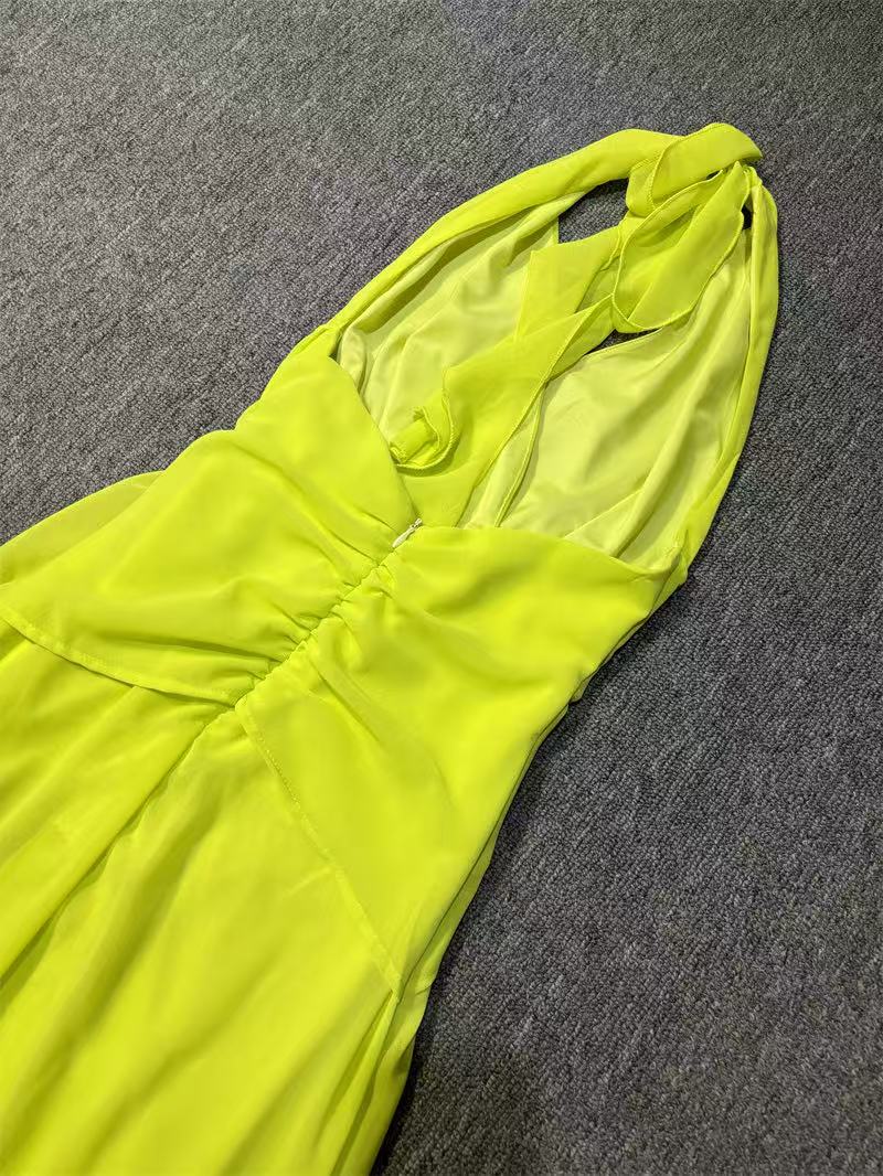 AIIZIE SEXY GODDESS DEEP V BACKLESS HOLIDAY DRESS - product image
