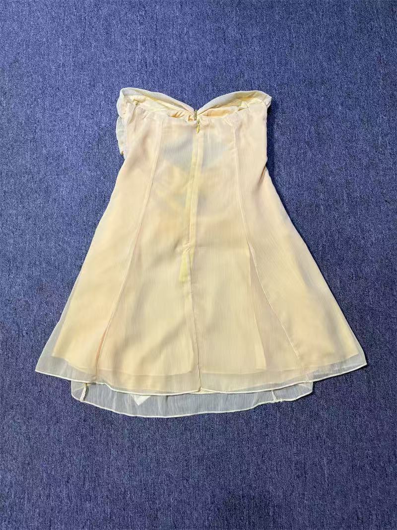 AIIZIE CHEST-WRAPPED HOLLOW ONE-PIECE SHORT SKIRT YELLOW - product image