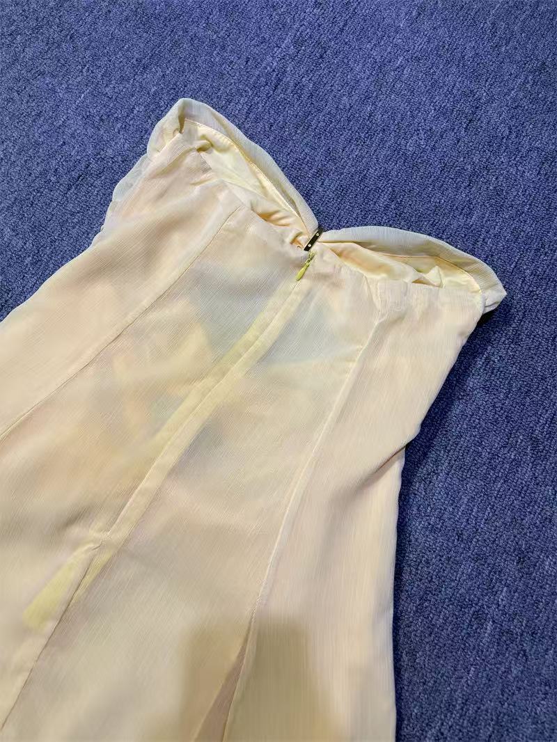 AIIZIE CHEST-WRAPPED HOLLOW ONE-PIECE SHORT SKIRT YELLOW - product image