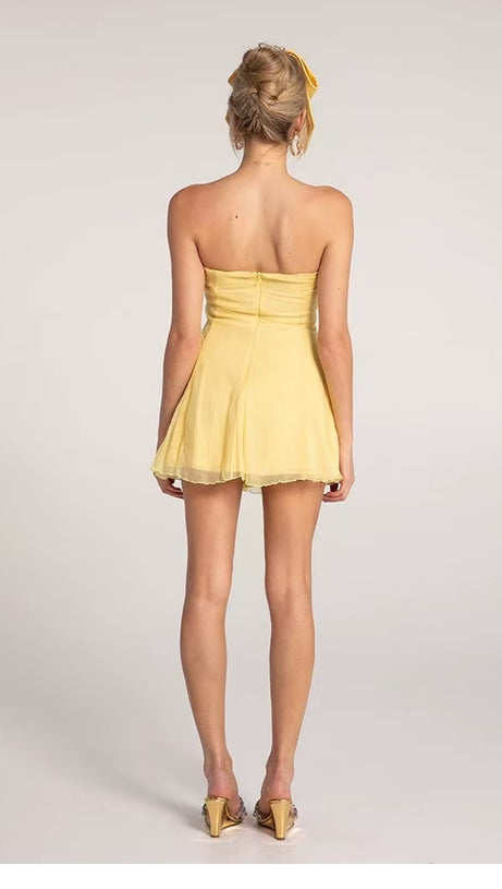CHEST-WRAPPED HOLLOW ONE-PIECE SHORT SKIRT YELLOW