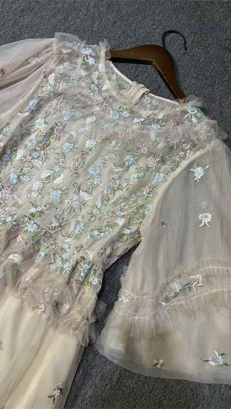 GONNA LUNGA IN RETE FLOREALE CON RICAMO FATA