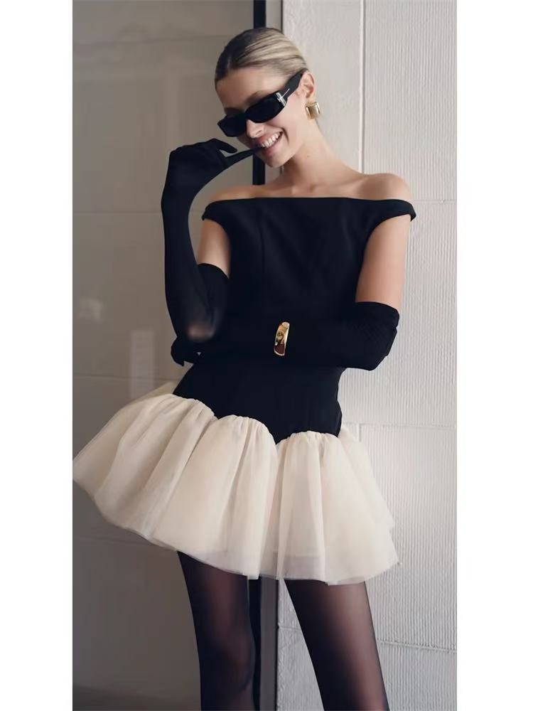 AIIZIE BLACK AND WHITE CONTRAST BOAT NECKLINE PUFFY MINI DRESS - product image