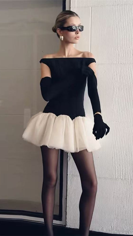 BLACK AND WHITE CONTRAST BOAT NECKLINE PUFFY MINI DRESS