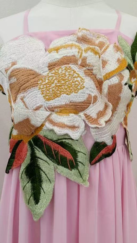 JOANN APPLIQUÉ CAMELLIA FLORAL MAXI DRESS IN PINK