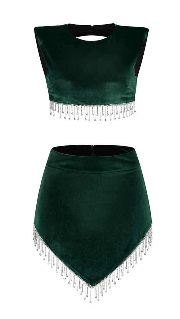 ZWEITEILIGES MINIKLEID IN GRÜN