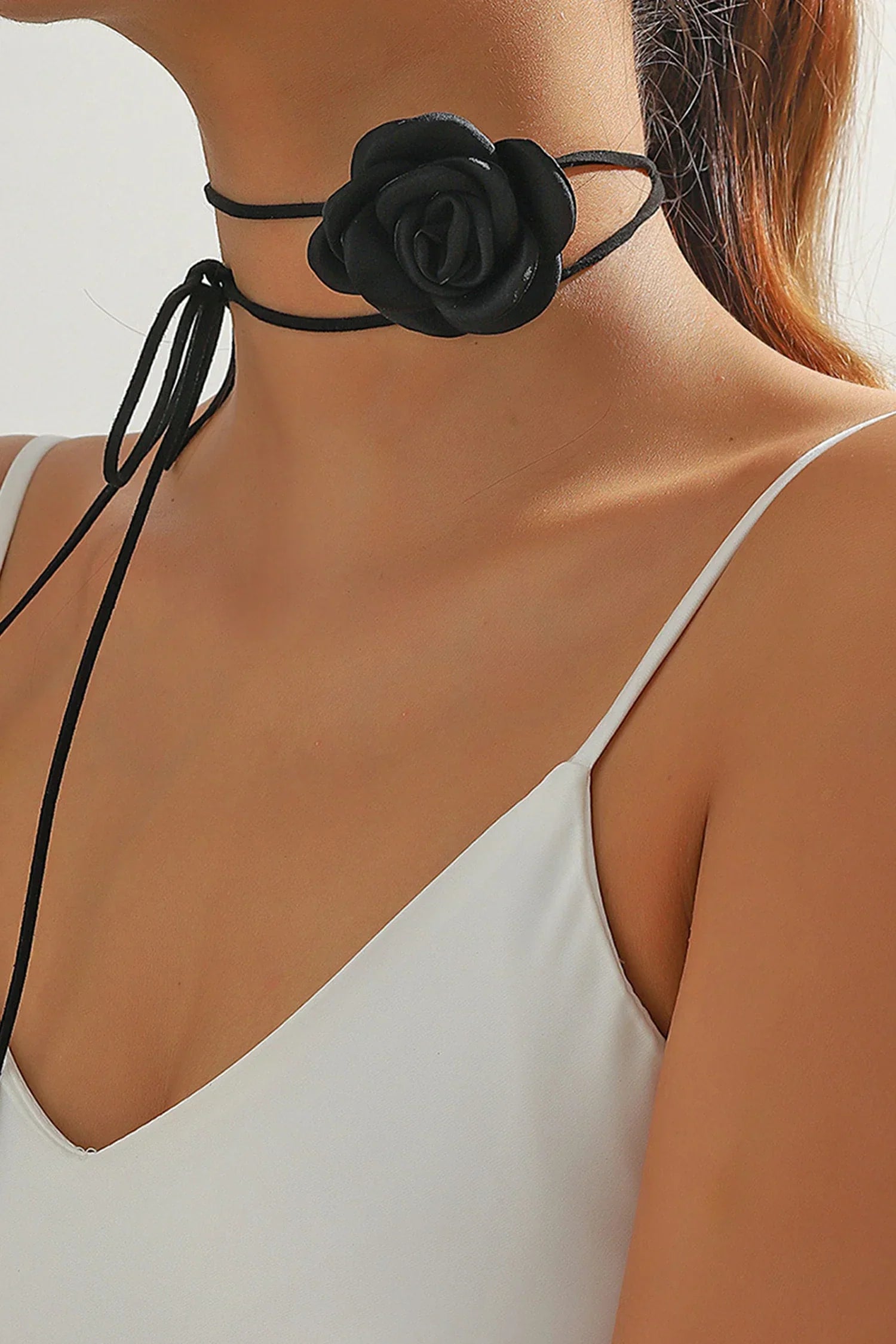 COLLANA CON NASTRO FLOREALE 3D ANNSLEY