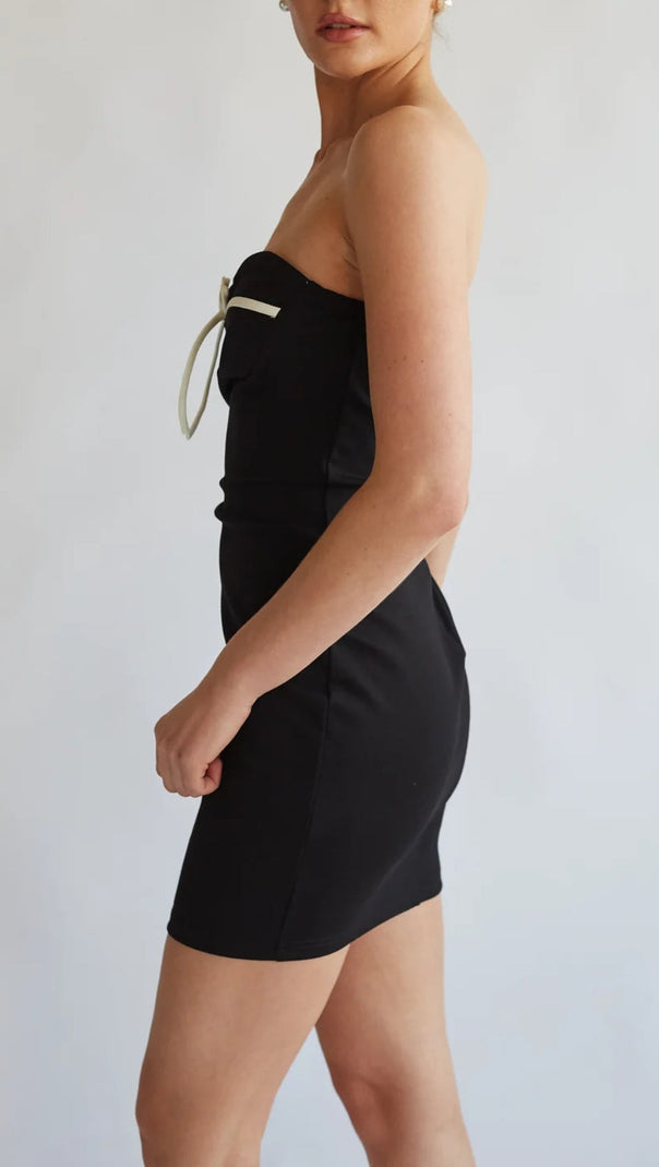 AIIZIE STRAPLESS BOW BODYCON MINI DRESS - product image