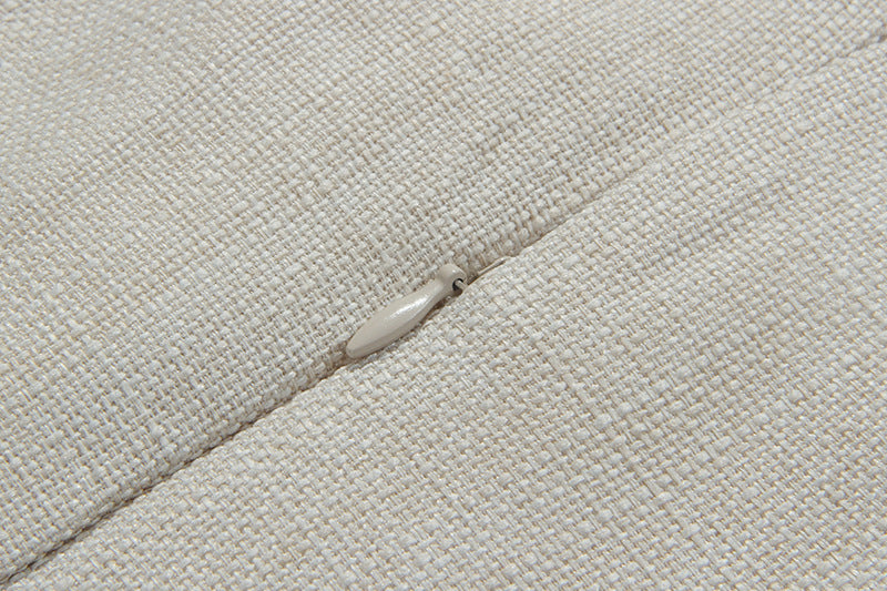 MIDIKLEID MIT MASCHINENSTICKEREI UND HÜFTENRIEMEN 