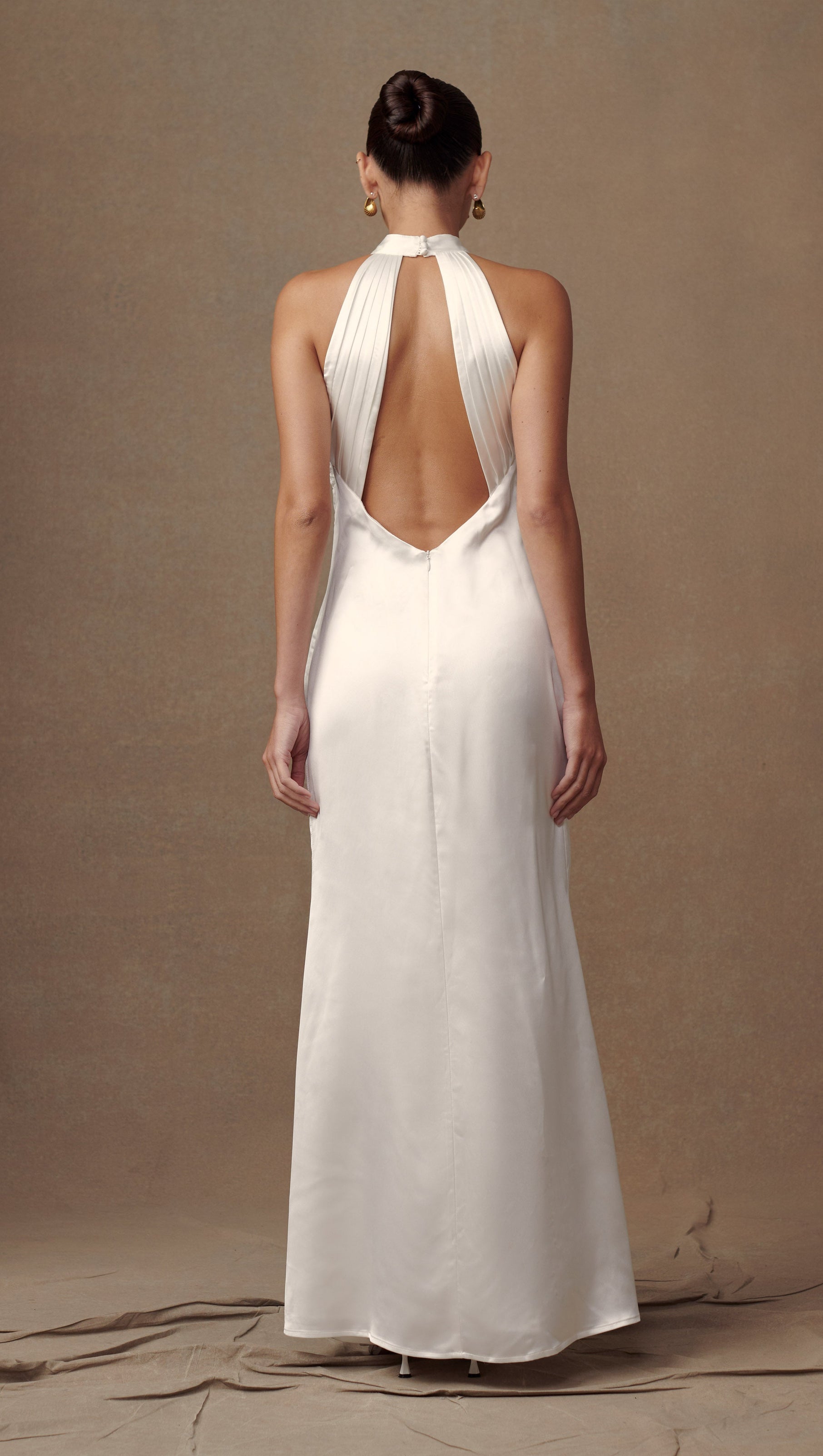 AIIZIE DYLAN ROSE HALTER MAXI DRESS IN WHITE - product image