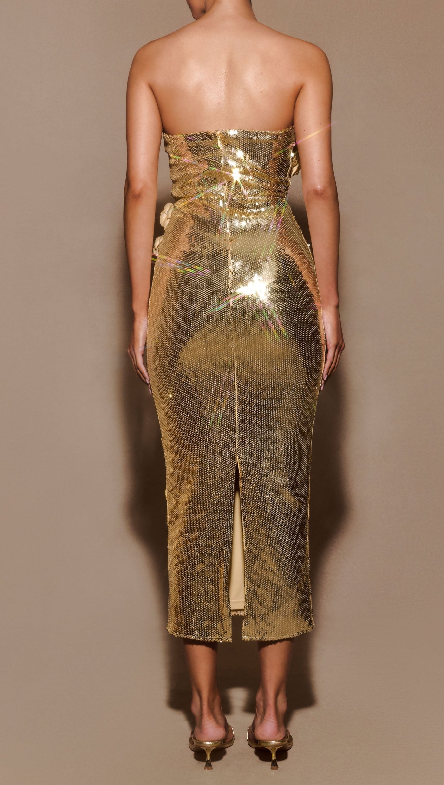 ALISA STRAPLESS SEQUIN ROSE MIDI DRESS IN GOLD