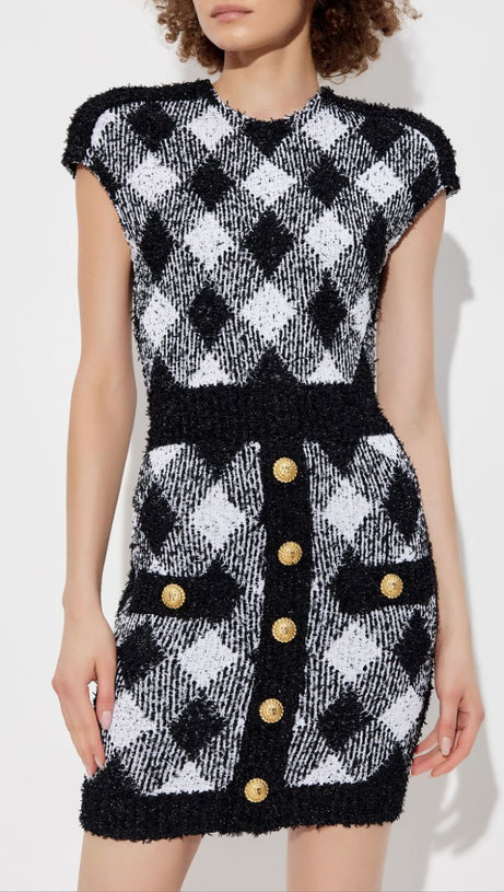 Minikleid mit karierter Struktur und Knöpfen