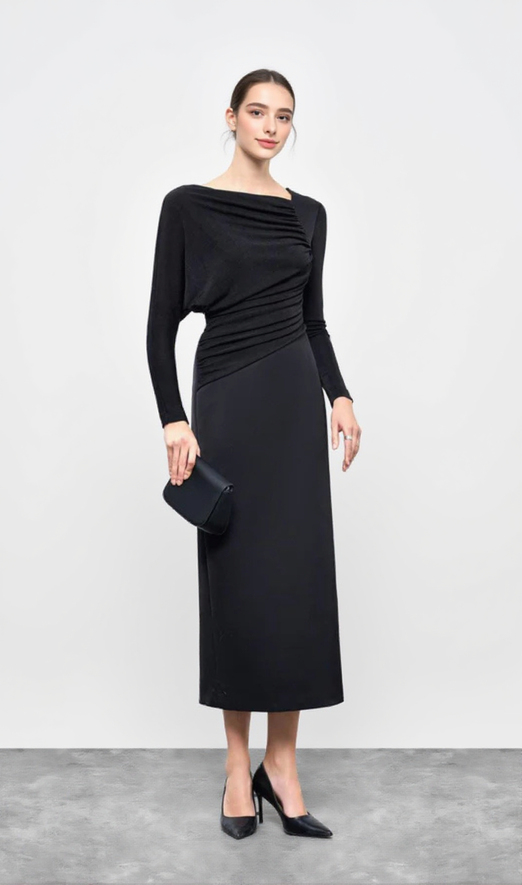 Mirabel – A-Linien-Midikleid aus Taft mit Schlitz hinten in Schwarz