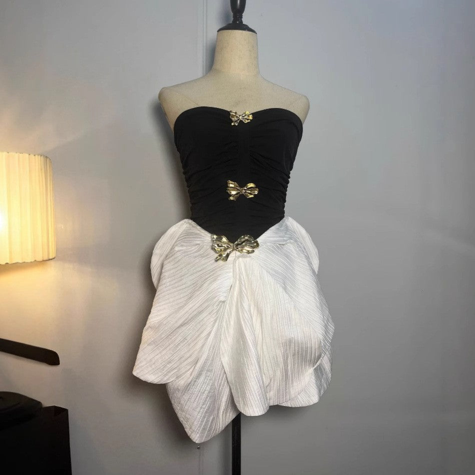 AIIZIE TWO-TONE BOW STRAPLESS RUCHED MINI DRESS - product image