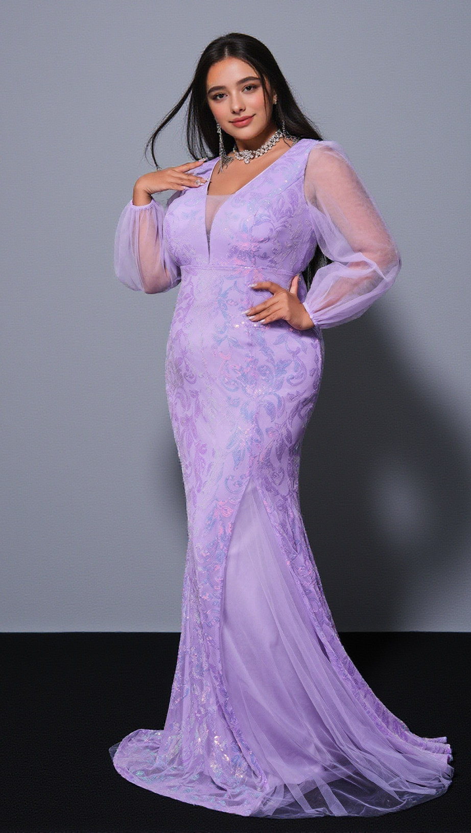 Elisa – Transparentes Maxikleid mit langen Ärmeln 