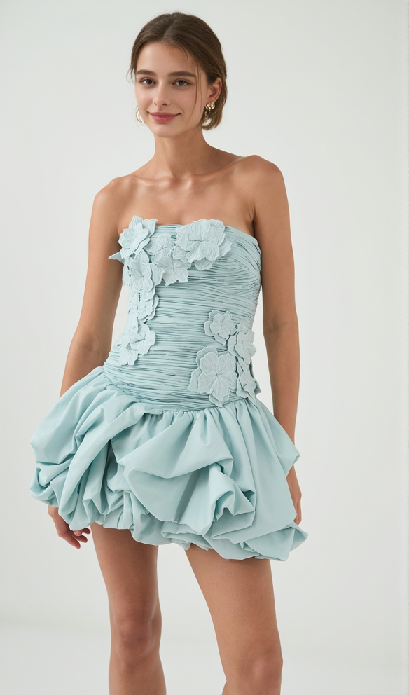 AIIZIE MOIRA FLORAL STRAPLESS PUFFY MINI DRESS IN BLUE - product image
