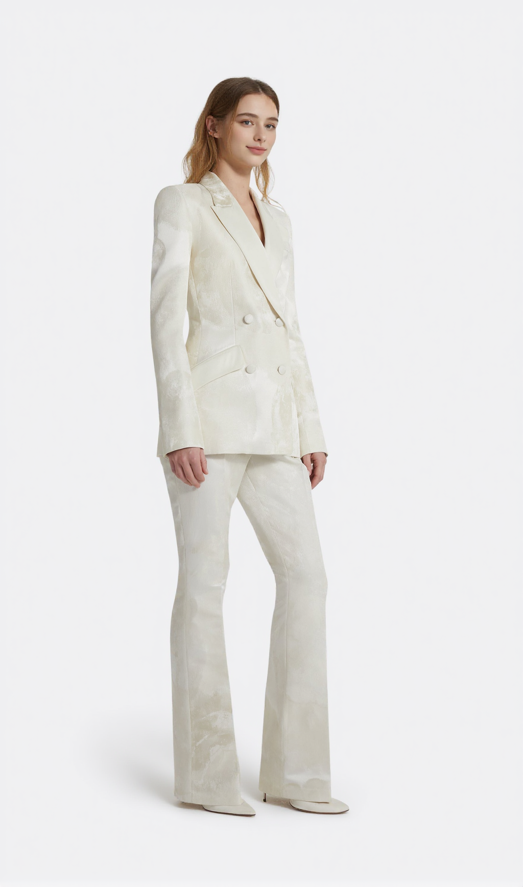 JACQUARD DOUBLE-BREASTED BLAZER SUIT IN IVORY