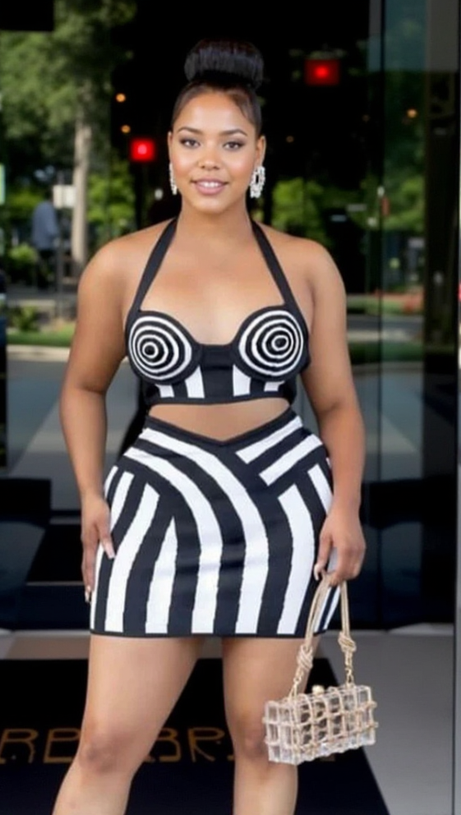 GESTREIFTES NECKHOLDER-KURZ-TOP-RÖCKE-SET