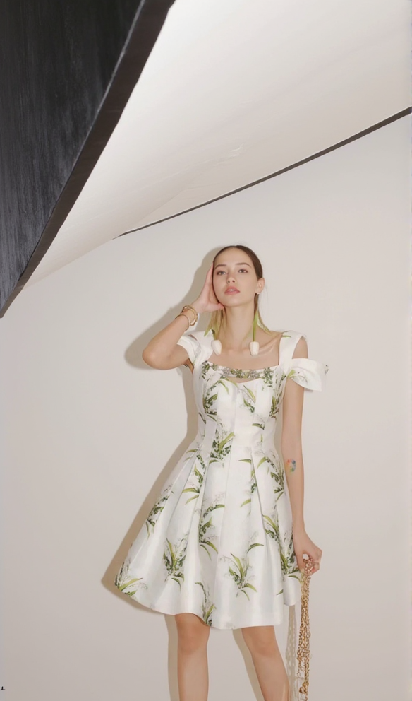 AIIZIE FLORAL PRINTED MINI DRESS IN WHITE - product image