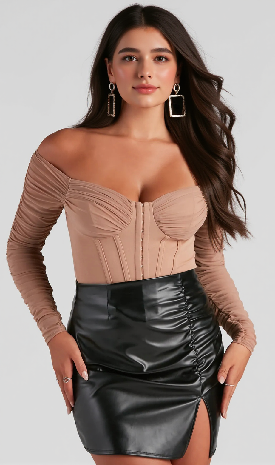 Gerüschtes, kurzes Moment-Bustier