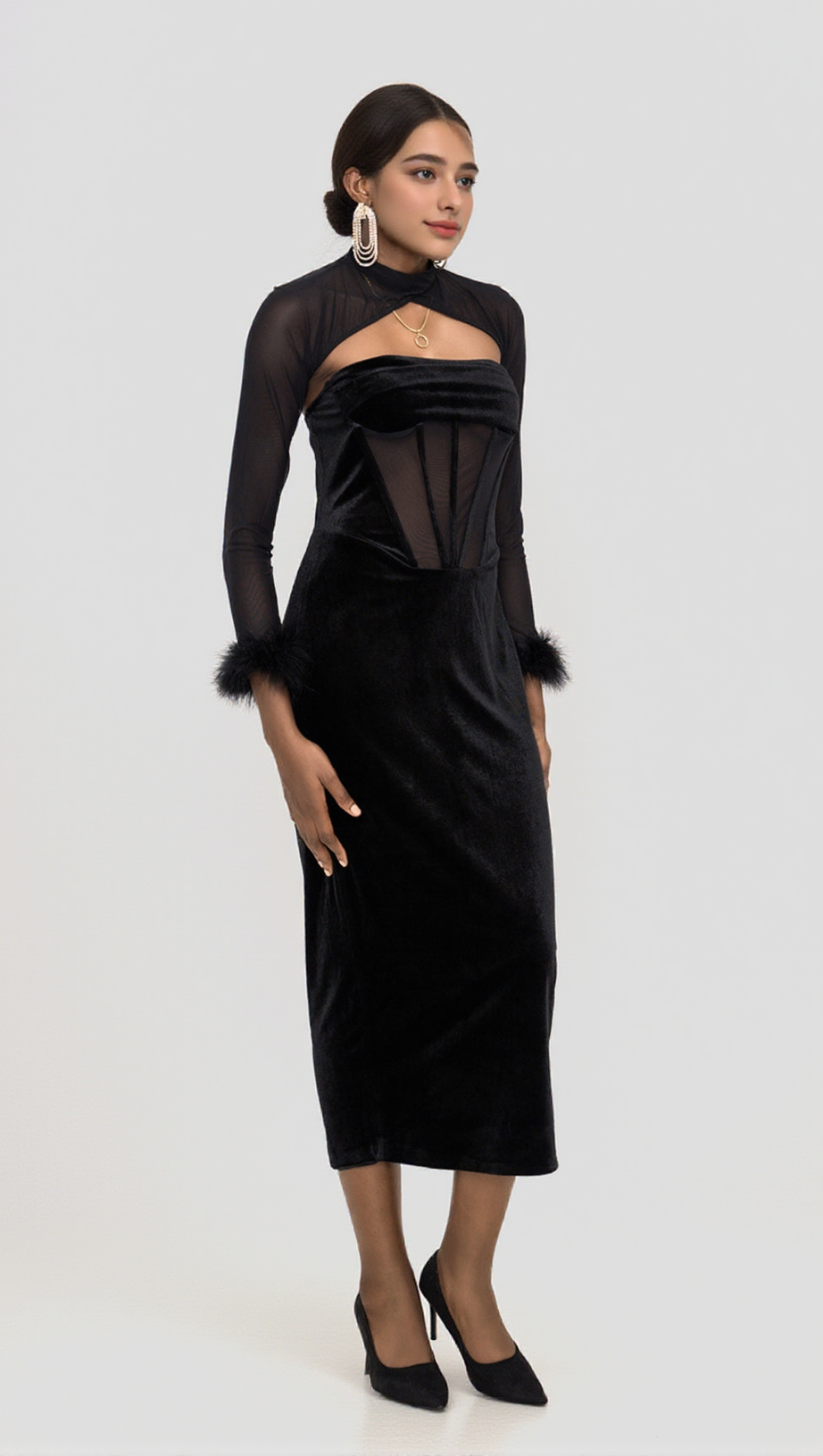 VELVET CORSET MAXI DRESS IN BLACK