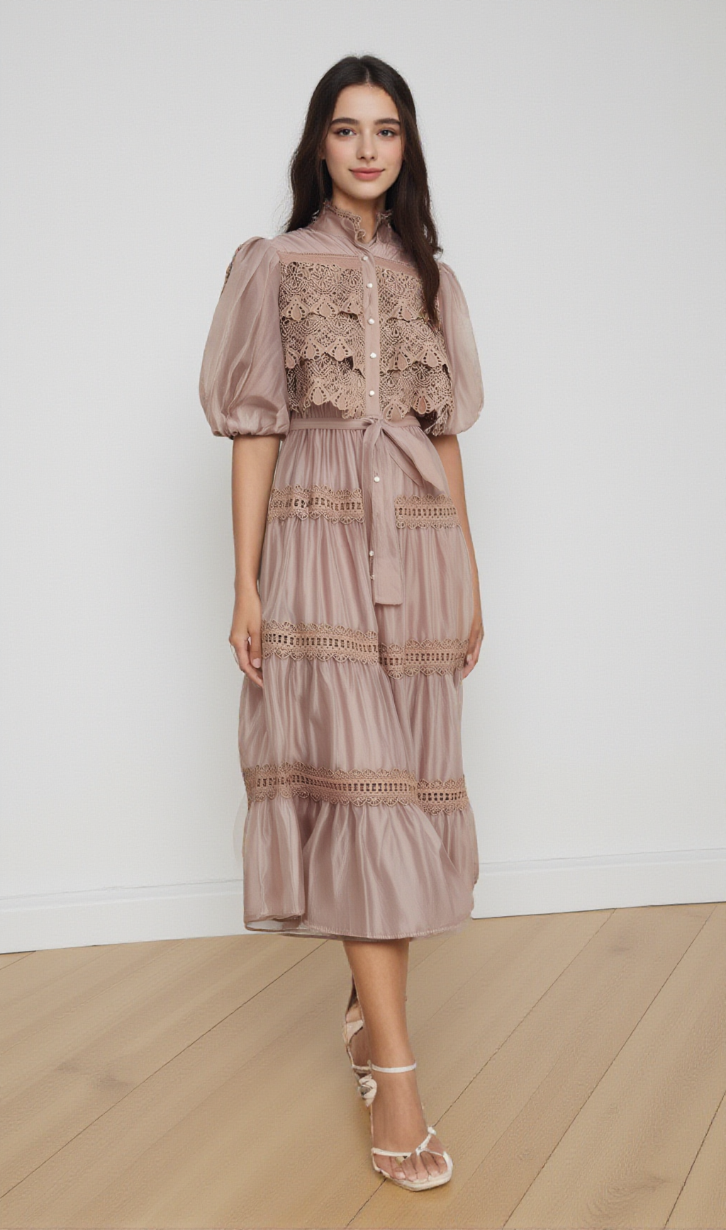 Inès Spitzen-Midikleid mit Cut-outs 