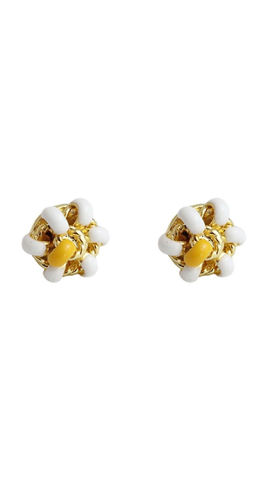 18K GOLD ENAMEL FLOWER EAR STUDS - WHITE