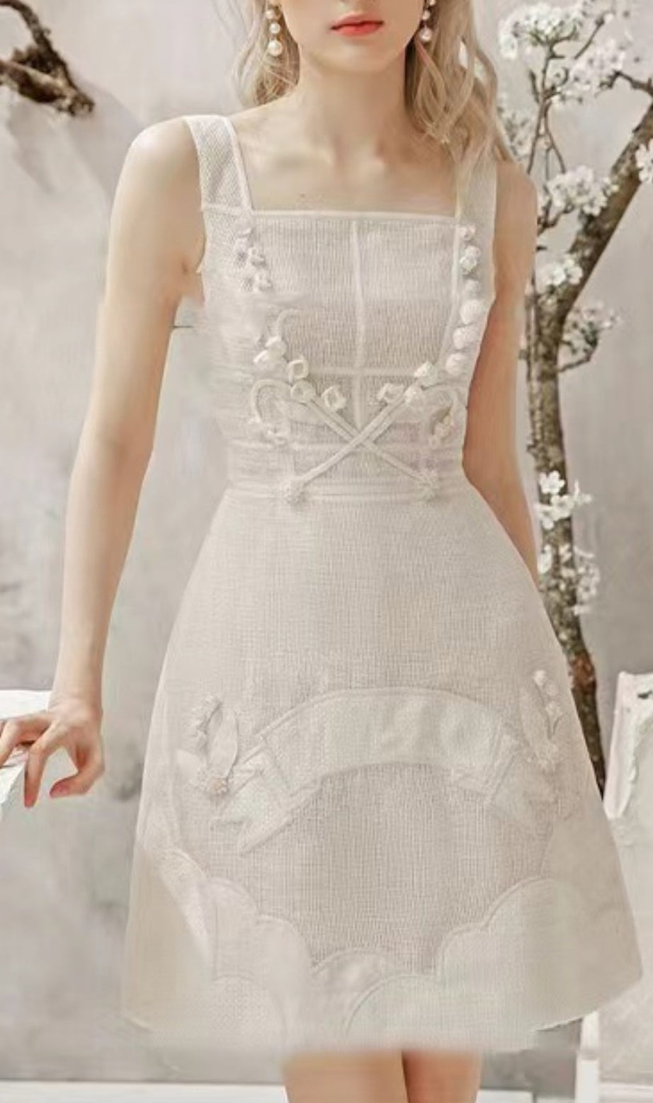 MINI ABITO CON SPALLINE IN PIZZO FLOREALE 