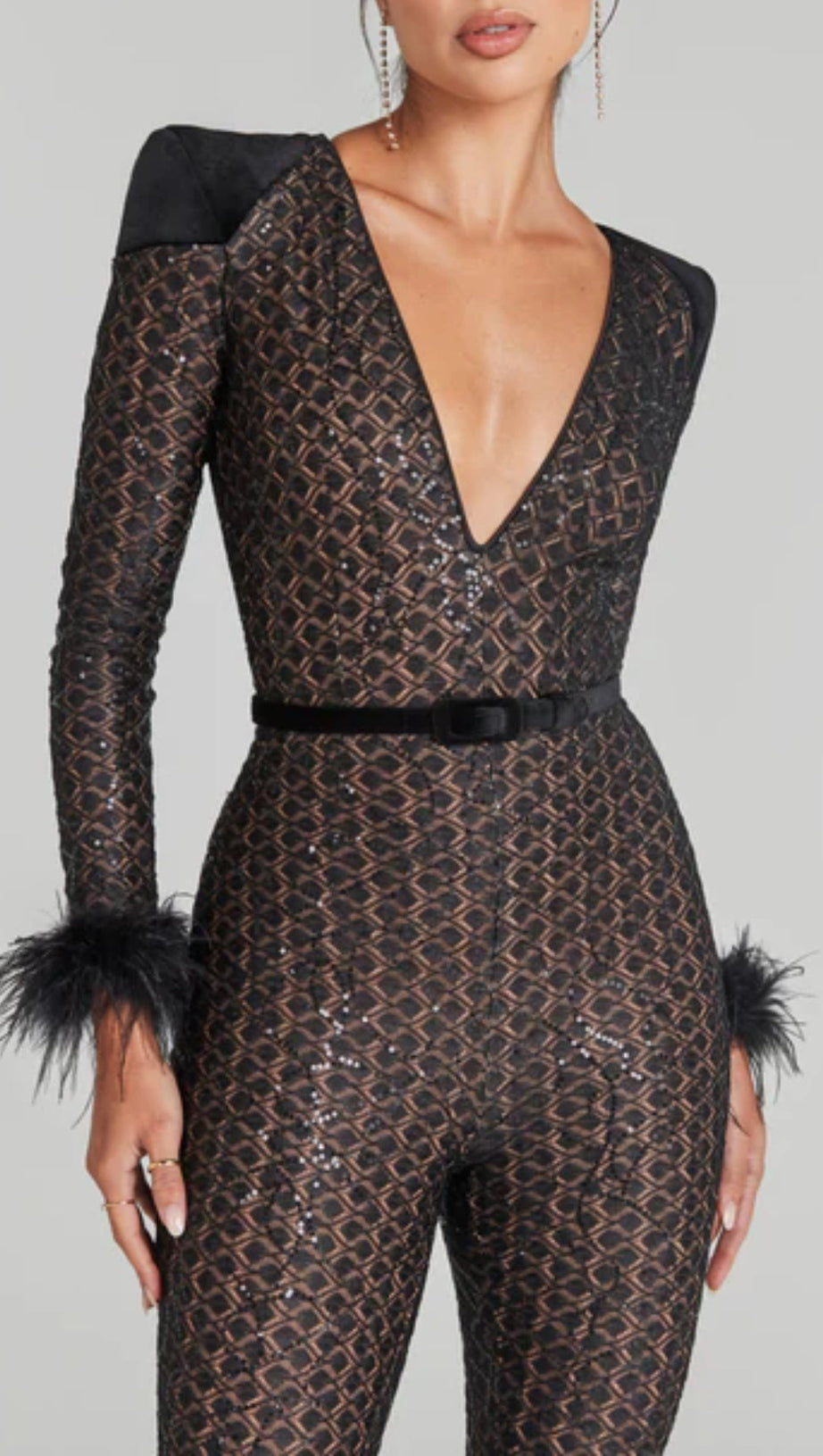 V NECK BANDAGE JUMPSUIT IN BLACK