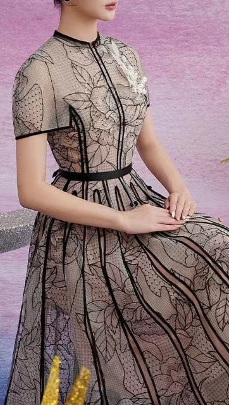 ARIYA EMBROIDERY LACE MIDI DRESS