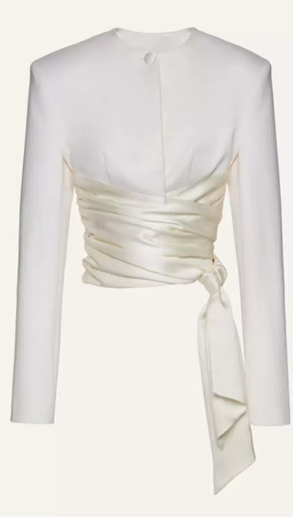 AIIZIE ANDEANA BOW CROP TOP IN WHITE - product image