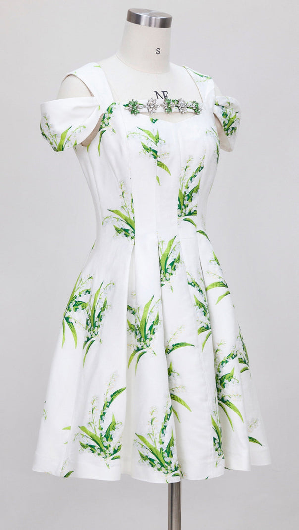 AIIZIE FLORAL PRINTED MINI DRESS IN WHITE - product image