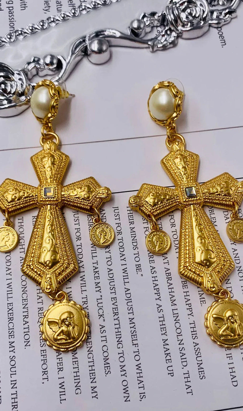 Orecchini di perle a croce Callida