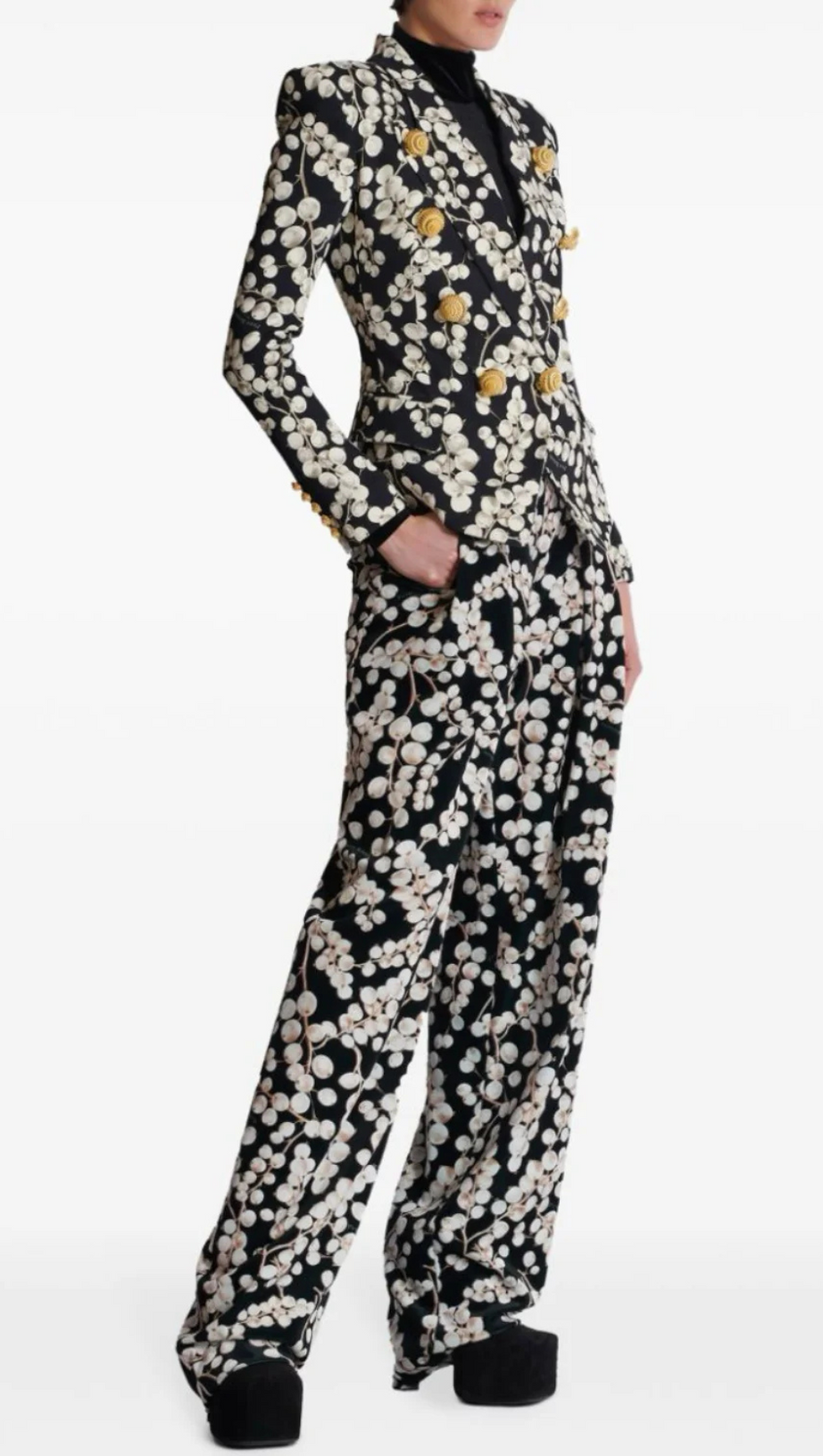 TRIPTI PRINTED BUTTONED BLAZER