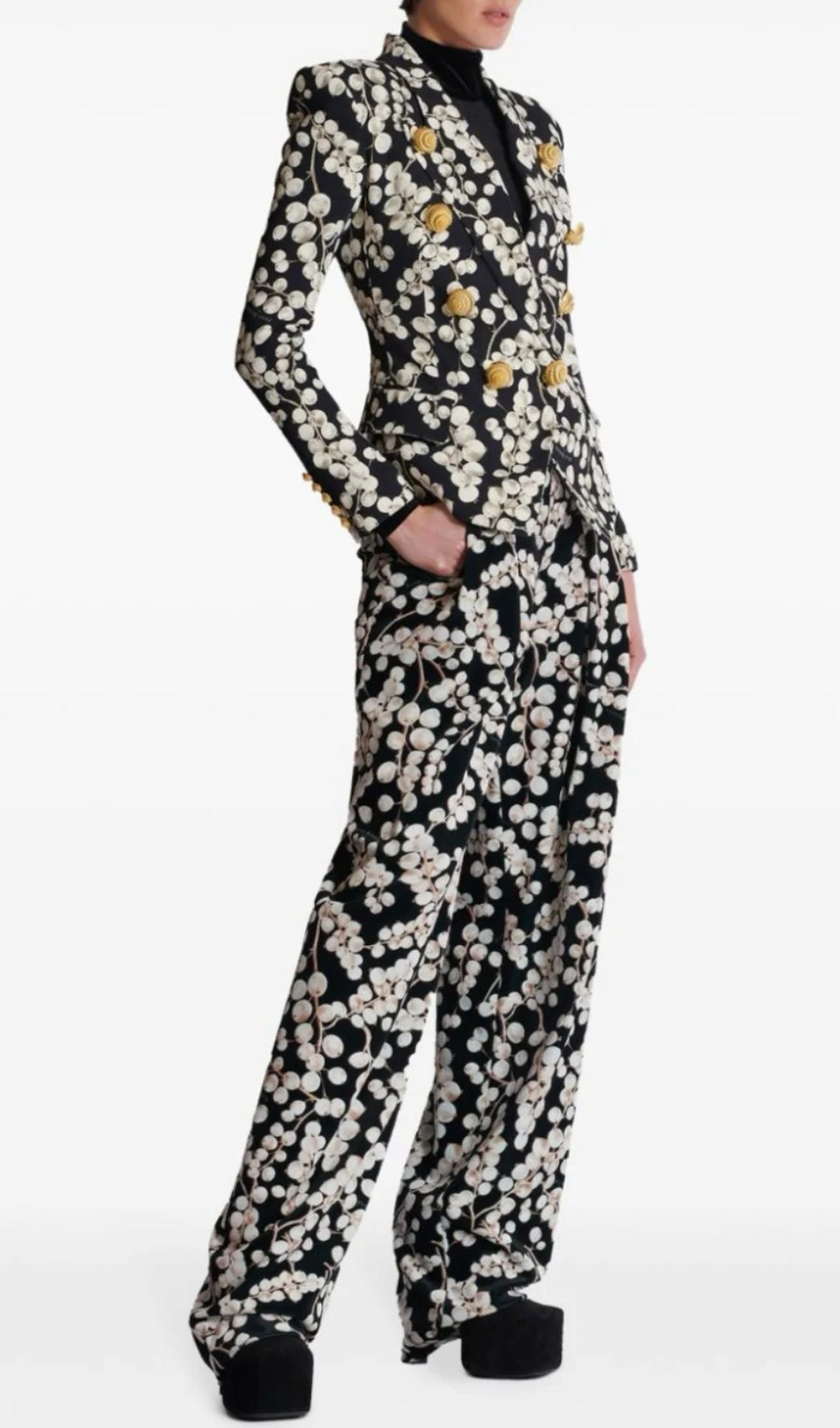 TRIPTI PRINTED BUTTONED BLAZER