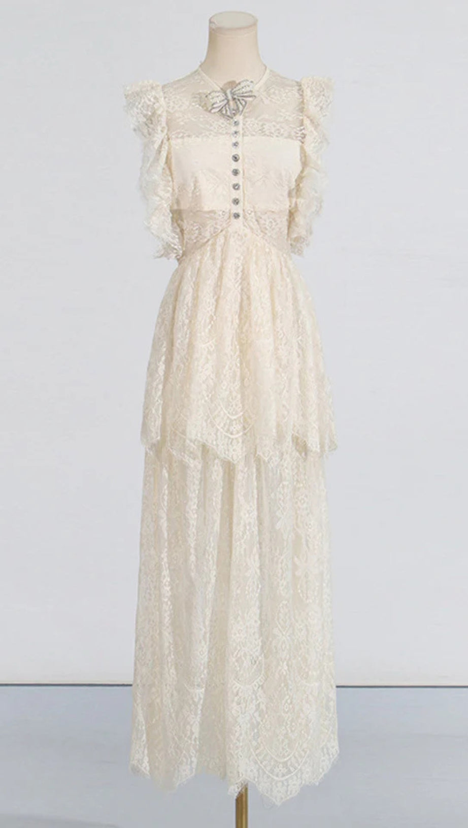 TIERED LACE MAXI DRESS