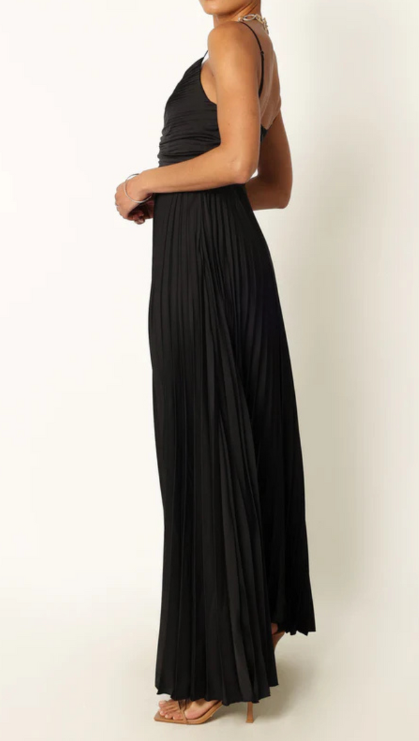 Plissiertes Maxikleid „Naira“ in Schwarz