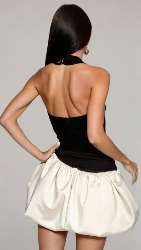 LYUBA ABITO CORTO CON BENDAGGI A CONTRASTO DI COLORI E FIORI 3D